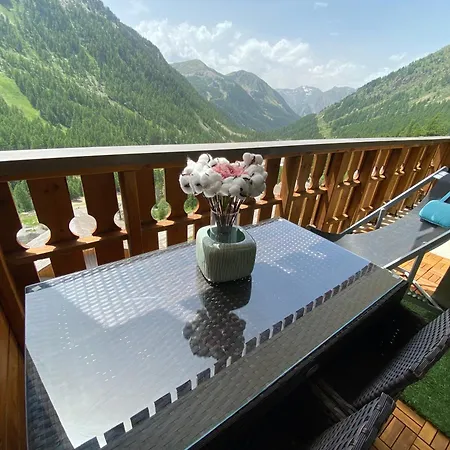 Centre Station Incroyable 2 Pieces Aux Prestations Et Confort 4 Etoiles, Piscine Jacuzzi, Hammam Apartment *